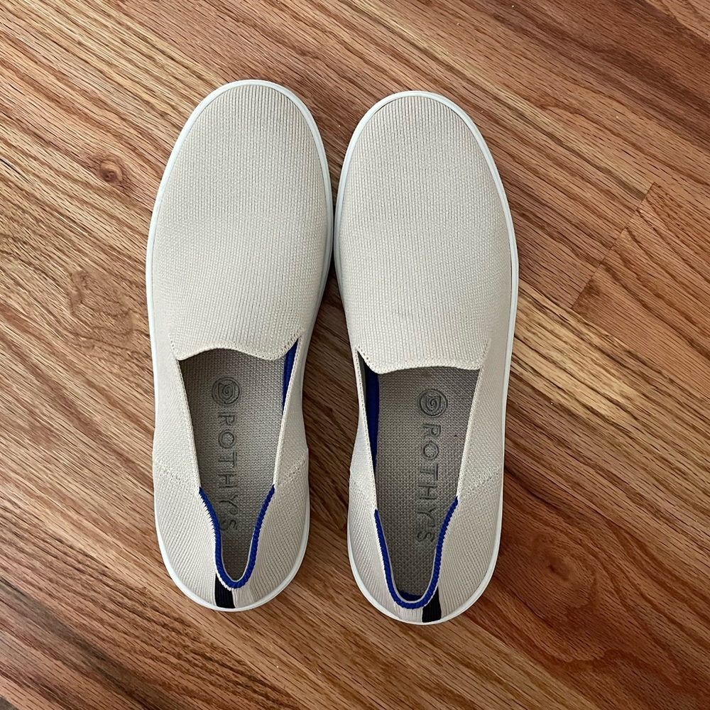 NWOT Rothy’s The Sneaker slip on, size 8.5
